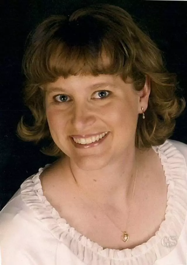 Cynthia Benton,MD