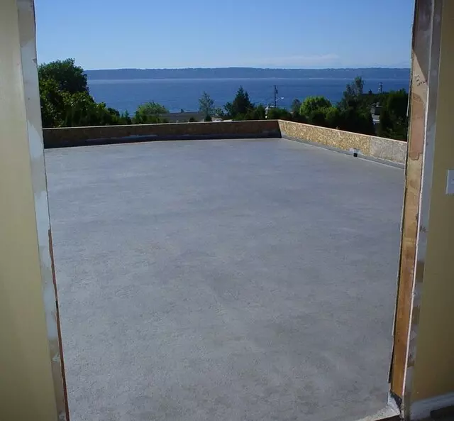 Austin Waterproof Deck