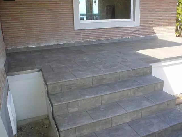 Austin Waterproof Deck