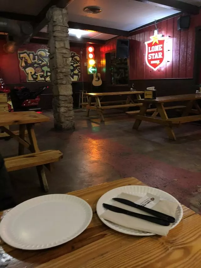 Austin’s Pizza - South Lamar