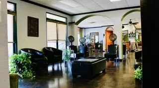 Edge Salon & Suites