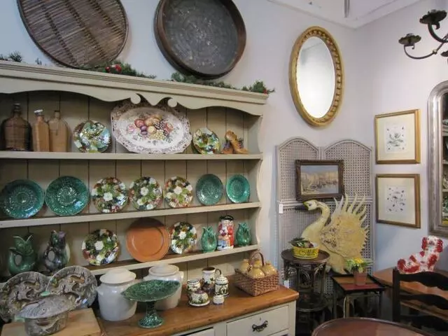Antique Swan