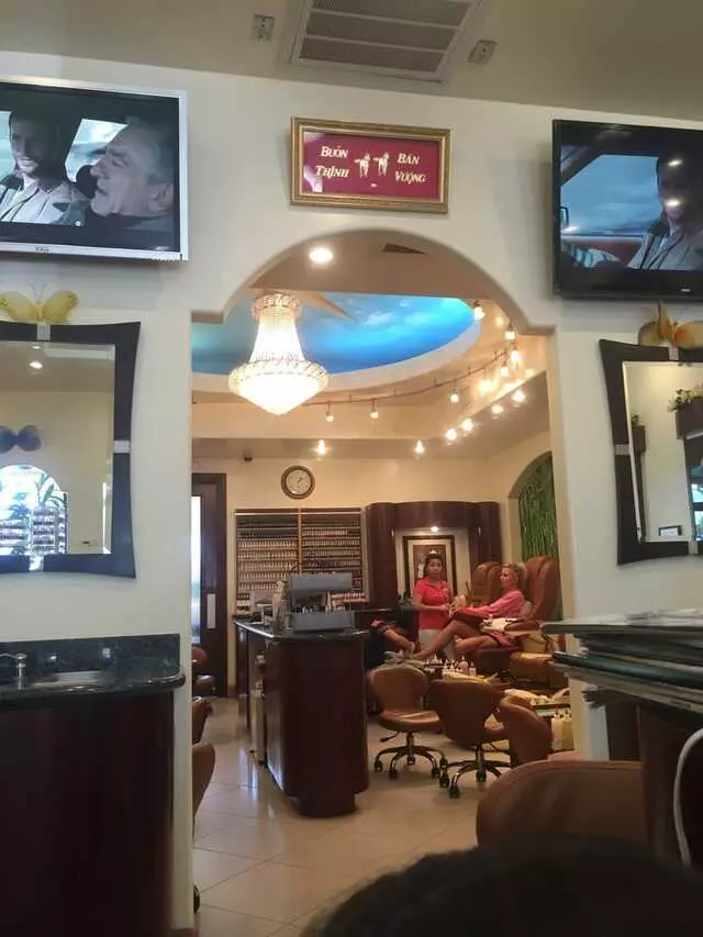 Arboretum Nails and Spa