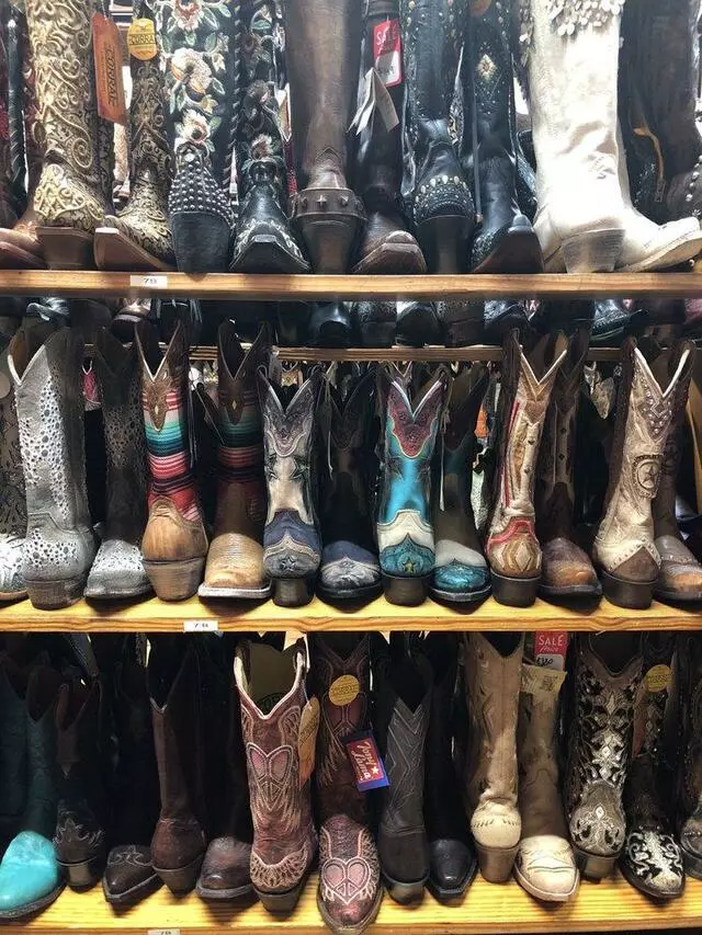 Allens Boots