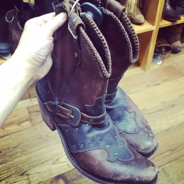 Allens Boots