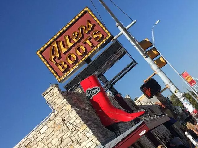 Allens Boots