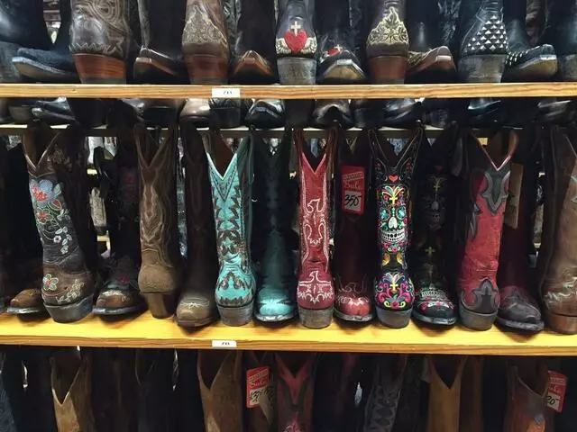 Allens Boots