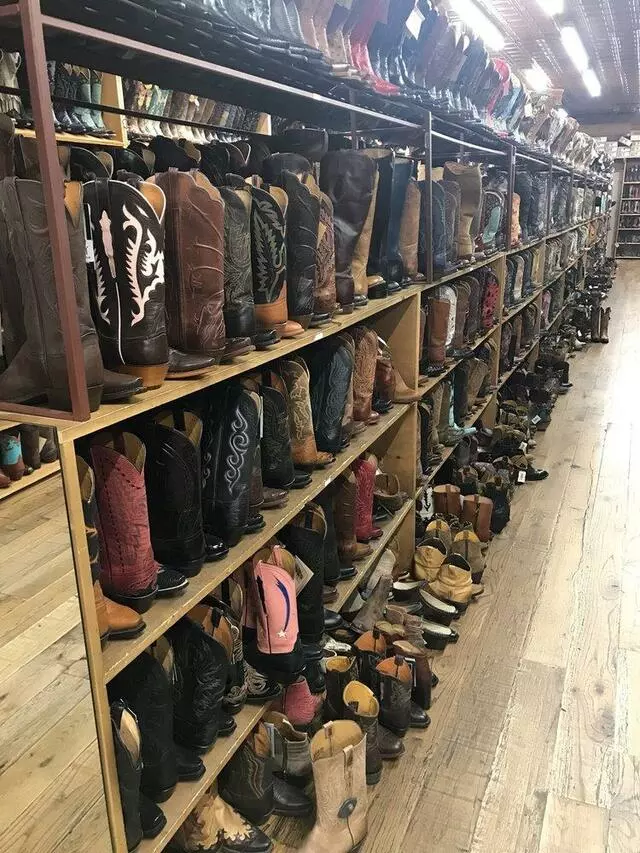 Allens Boots