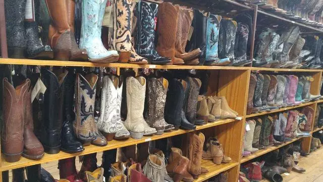 Allens Boots