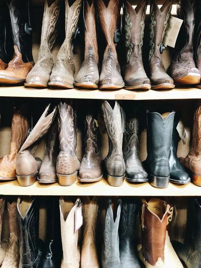 Allens Boots