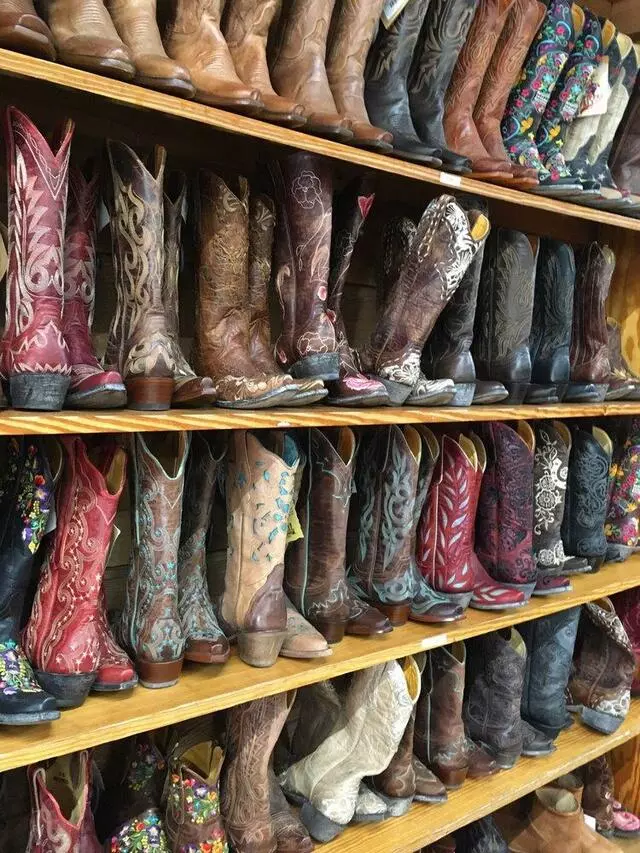 Allens Boots