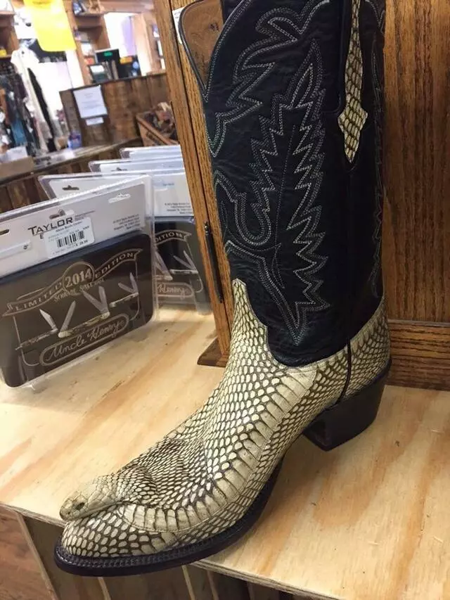 Allens Boots