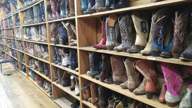 Allens Boots