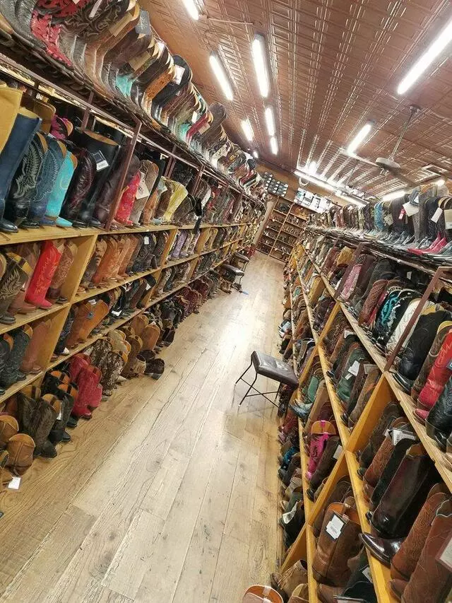 Allens Boots