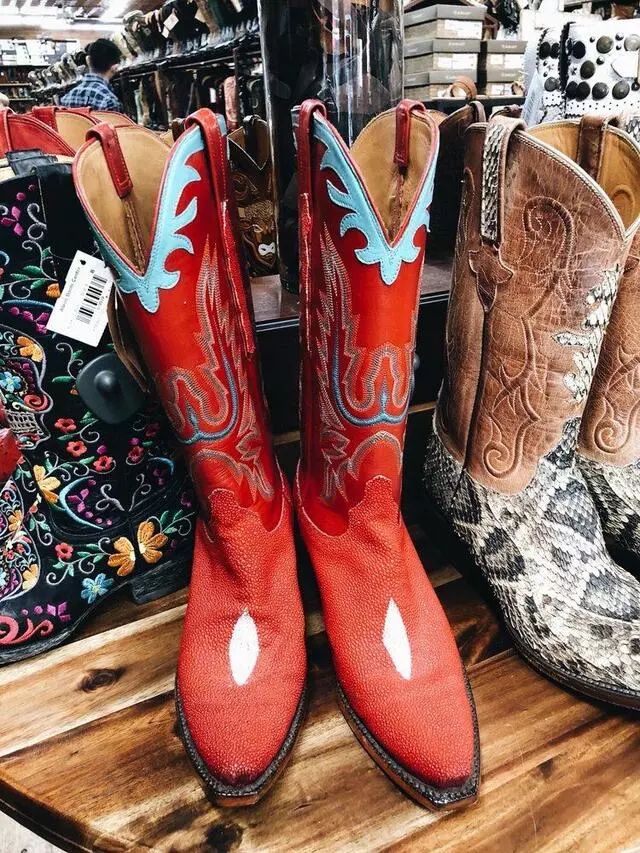 Allens Boots