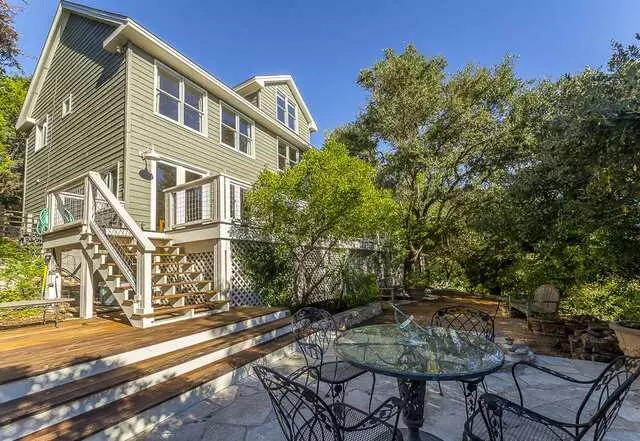 787 Realty