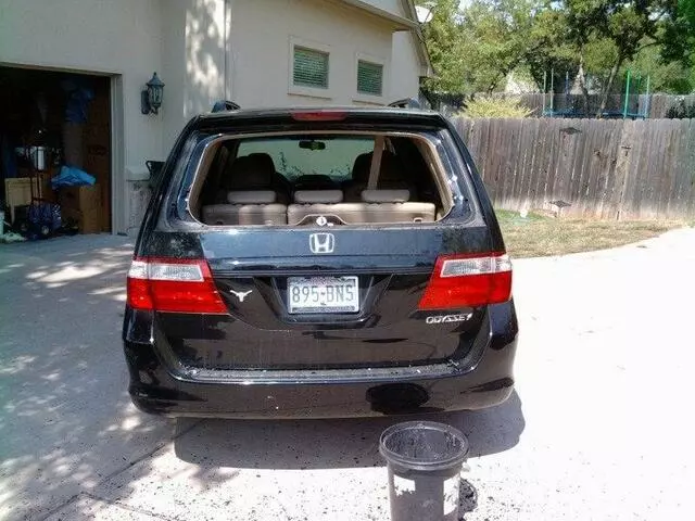 Accurate Auto glass