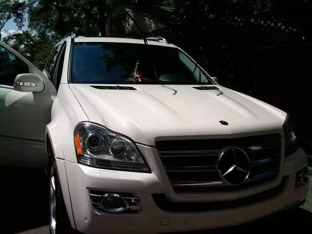 Accurate Auto glass