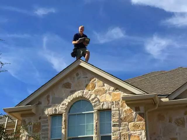 Acura Roofing