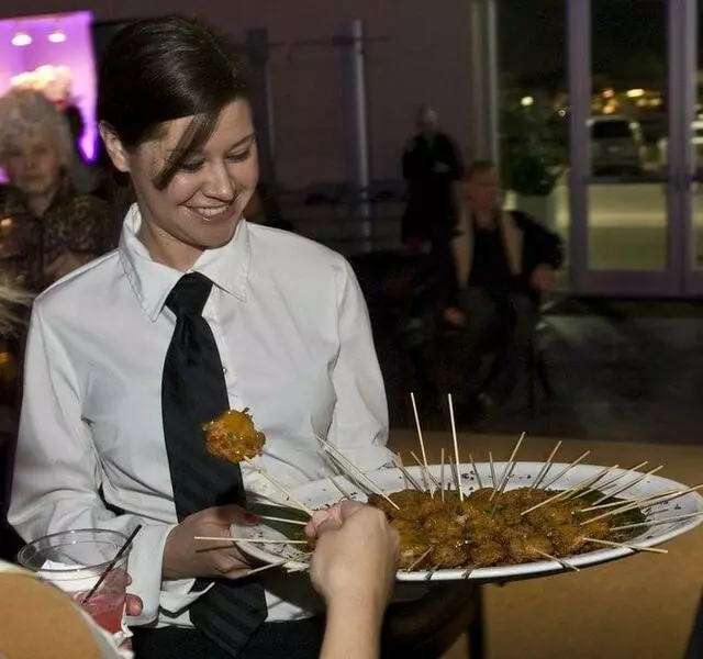 2 Dine 4 Fine Catering