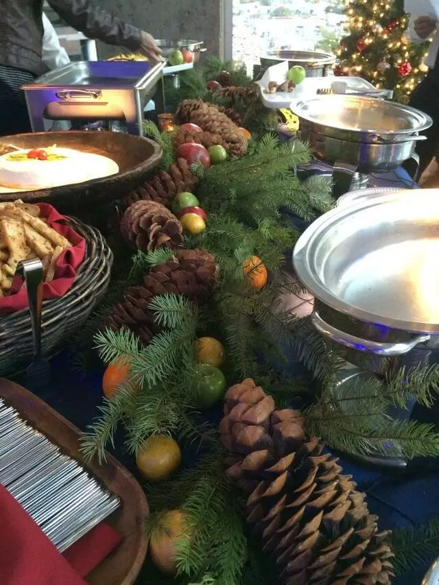 2 Dine 4 Fine Catering