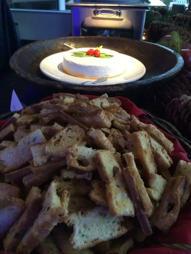 2 Dine 4 Fine Catering