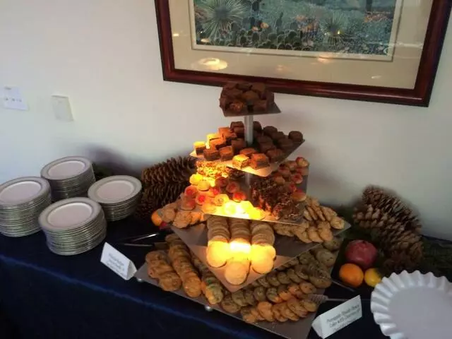 2 Dine 4 Fine Catering