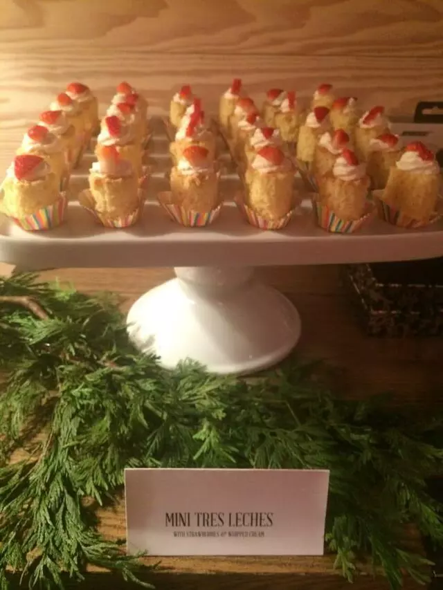 2 Dine 4 Fine Catering
