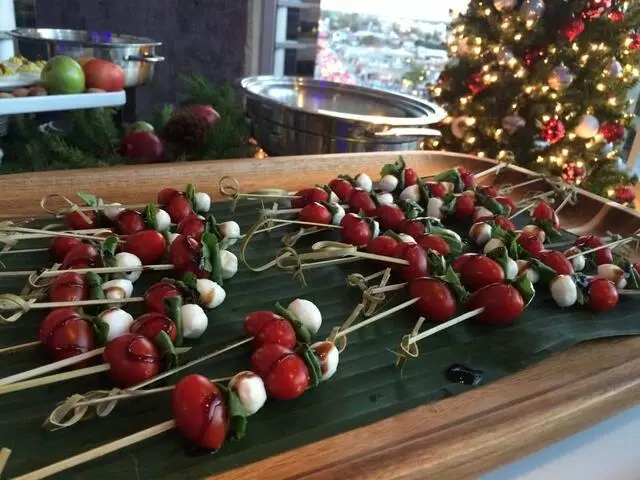 2 Dine 4 Fine Catering