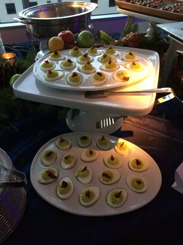 2 Dine 4 Fine Catering