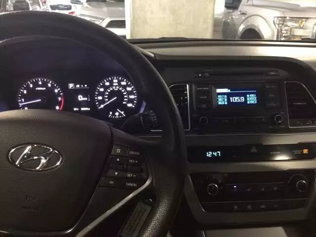 Avis Car Rental