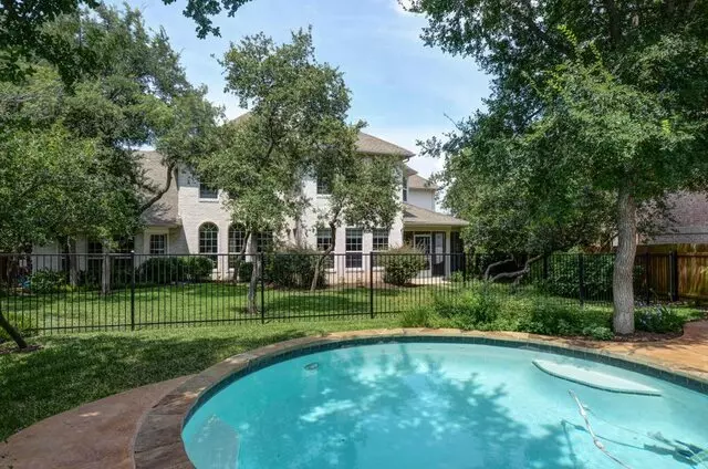 Amy Brees - Den Property Group