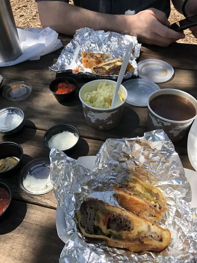 Best Dam BBQ Joint