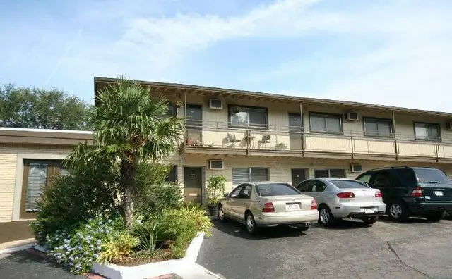 6th Street West Apartments