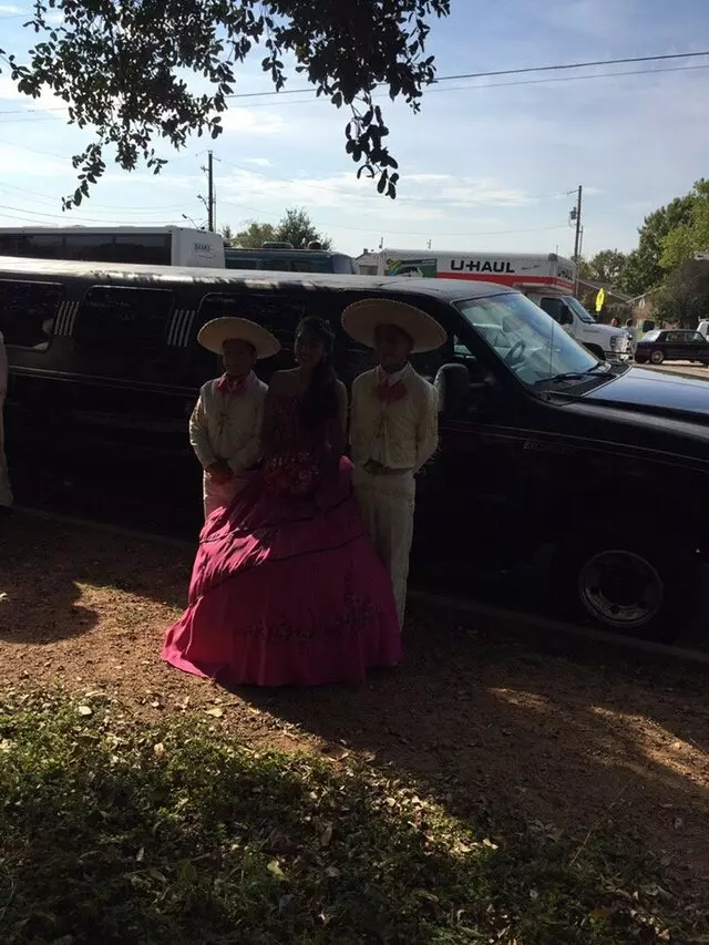 Aurora Lights Limos and Transport