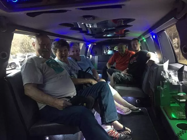 Aurora Lights Limos and Transport