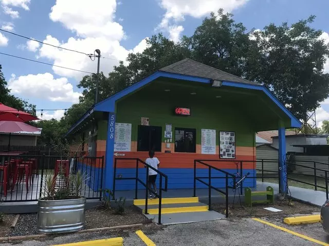 23 Flavors and Snacks
