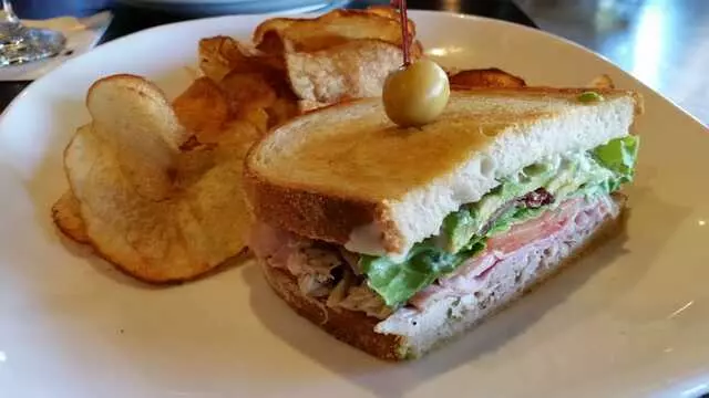 Foxhole Culinary Tavern