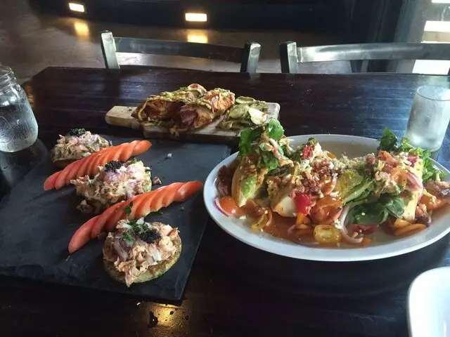Foxhole Culinary Tavern