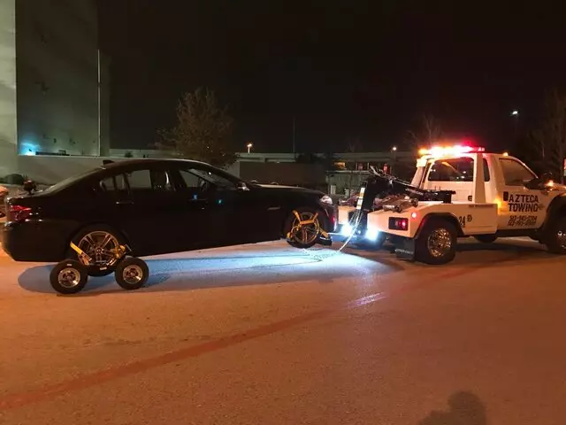 Azteca Towing