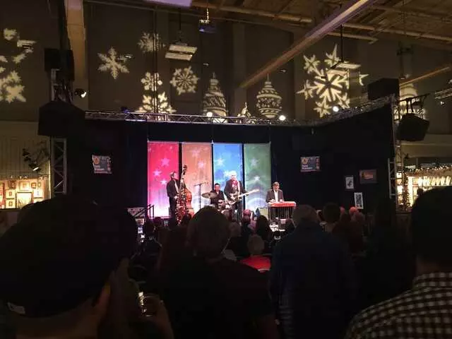 Armadillo Christmas Bazaar