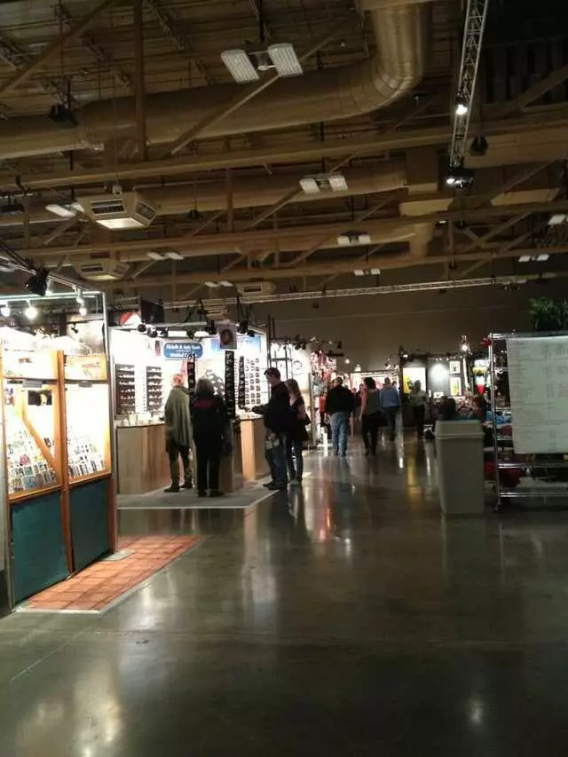 Armadillo Christmas Bazaar