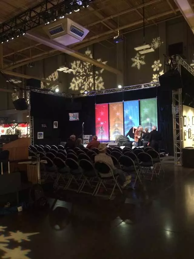 Armadillo Christmas Bazaar