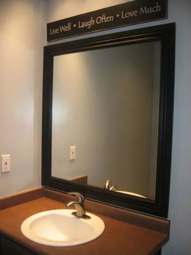 Accent Glass & Door
