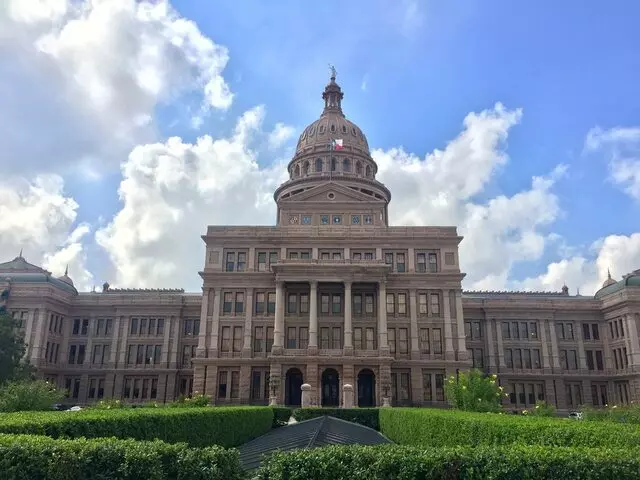 Austin Detours