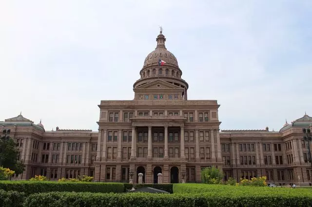 Austin Detours