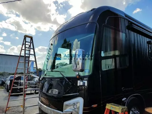 Abbey Rowe Auto Glass of Austin