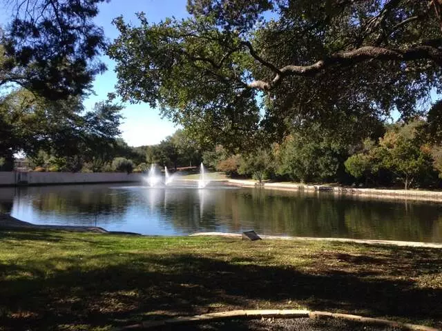 Arboretum Duck Pond