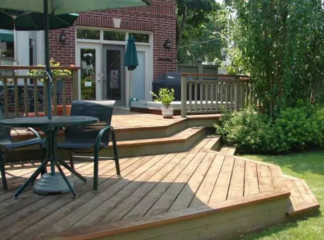 Austin Deck Staining