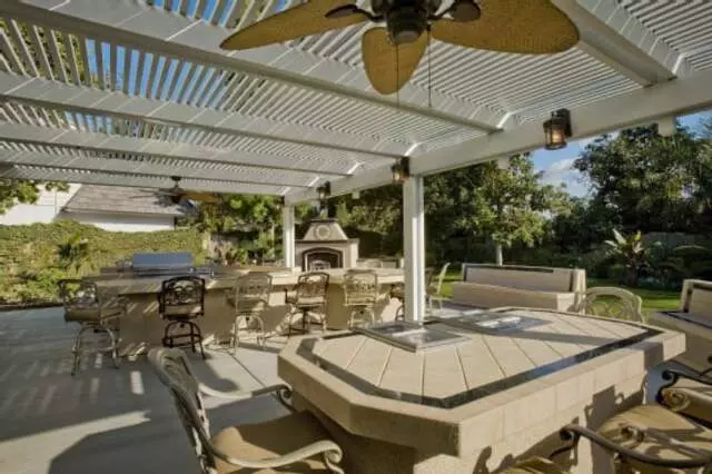 Austin Deck Staining